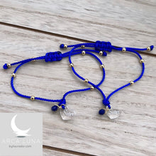 Load image into Gallery viewer, Pulseras en hilo trenzado con piedras laminadas en oro