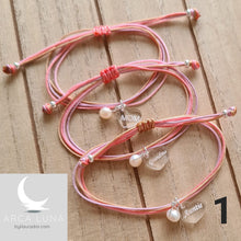 Load image into Gallery viewer, Pulseras 4 hilos con perla para Mom, Daughter, Grandma, Granddaughter, Sister, &amp; Friends
